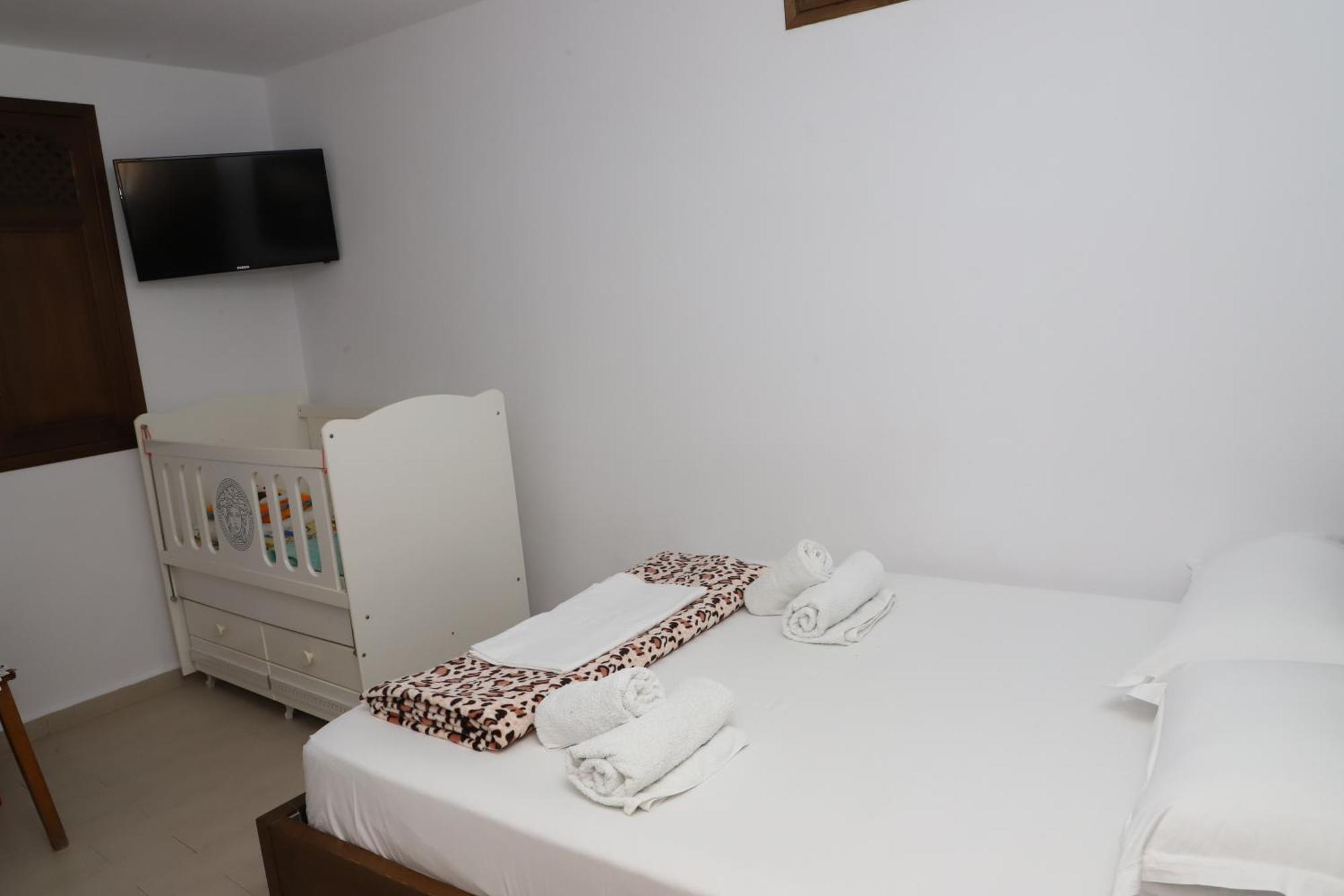 Apartment Altin In Old Town Berat Dış mekan fotoğraf
