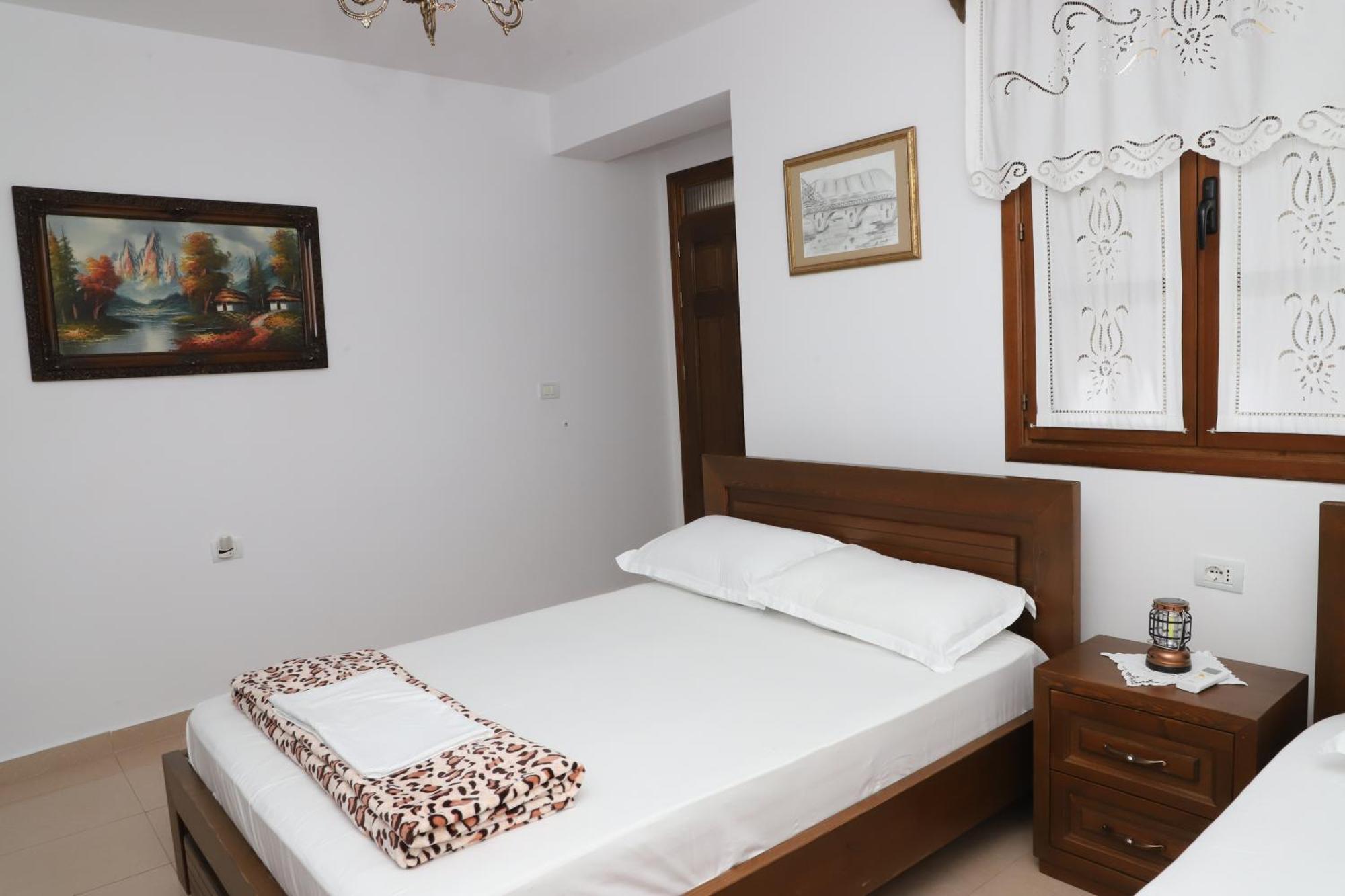 Apartment Altin In Old Town Berat Dış mekan fotoğraf