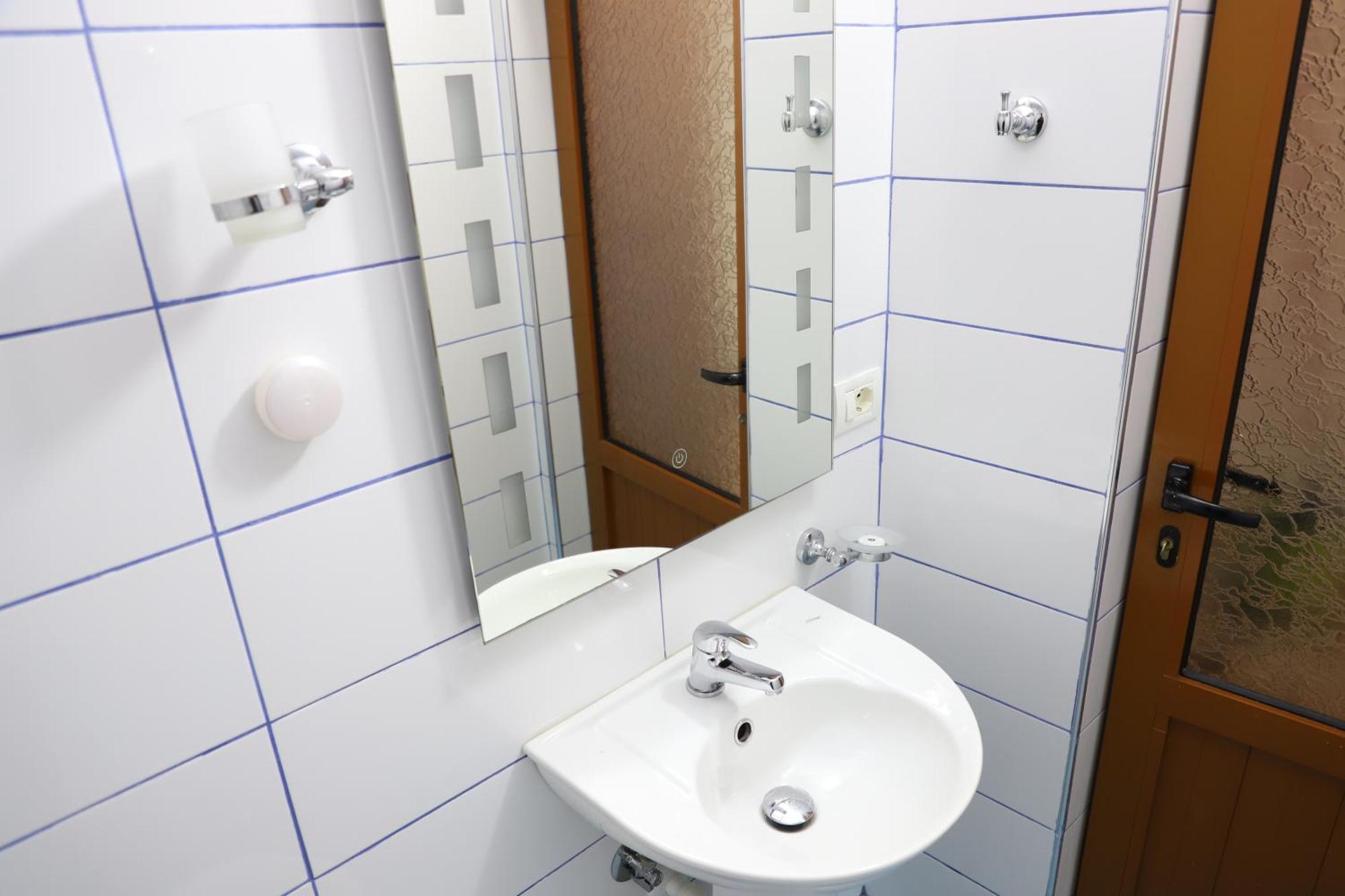Apartment Altin In Old Town Berat Dış mekan fotoğraf